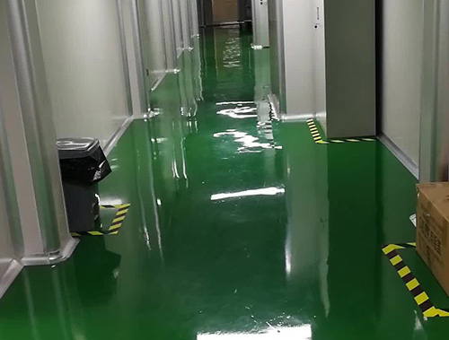 自動裝鉚螺釘機(jī)